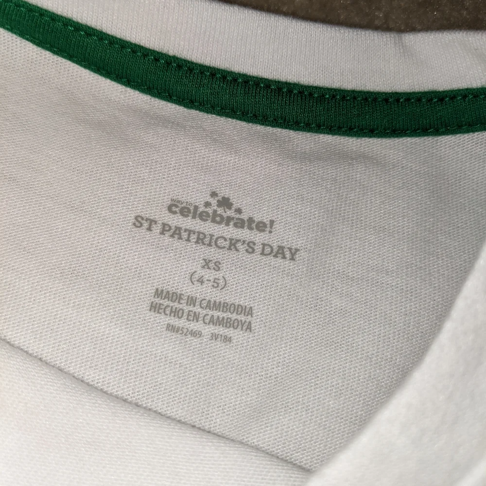 Nwt Way To Celebrate St. Patricks Day Girl's Luck T-Shirt - Picture 11 of 11